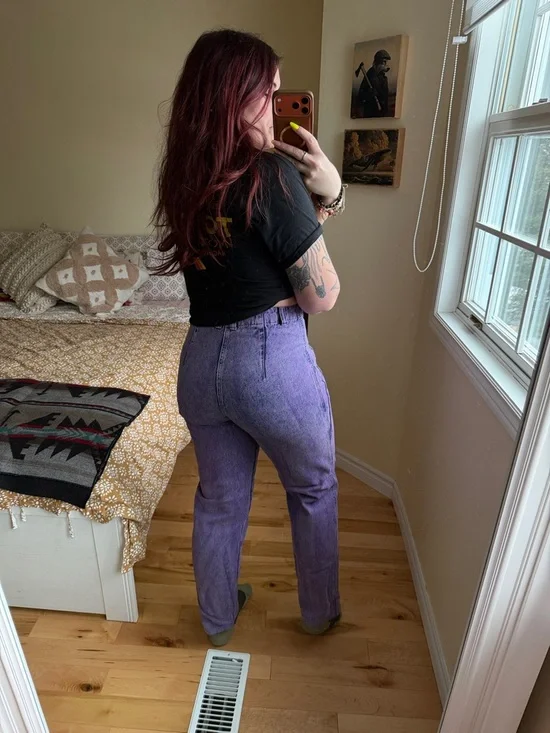 Vintage Wrangler High-Waist Lavender Jeans - Picture 2 of 5